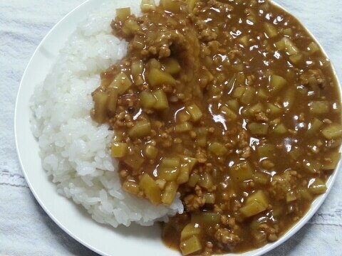 離乳食完了期の赤ちゃんでも大丈夫♪時短ひき肉カレー